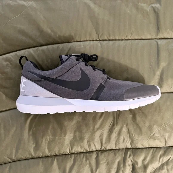 Nike | Shoes | Nwb Dead Stock Nike Tech Fleece Rosherun Nm W  display picture 3